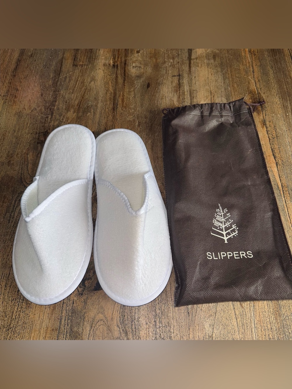Four Seasons NEW White Reusable Soft Women’s  Slippers